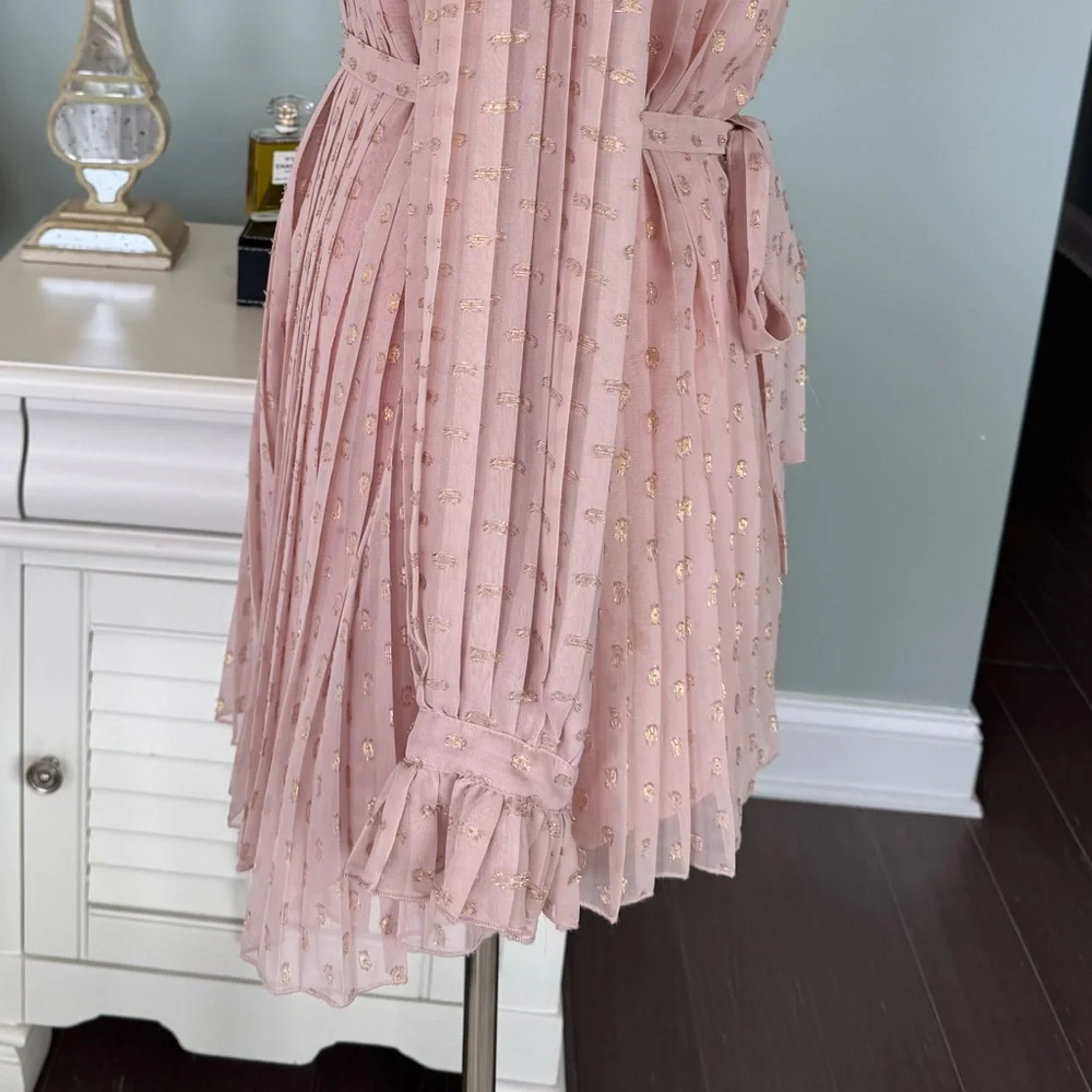 Endless Rose Pink & Gold Textured Romper Shorts Women’s SZ M